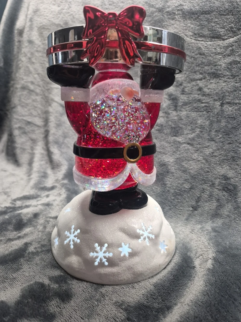 Bath & Body Works Christmas Santa Water Globe 3-Wick Candle Holder
